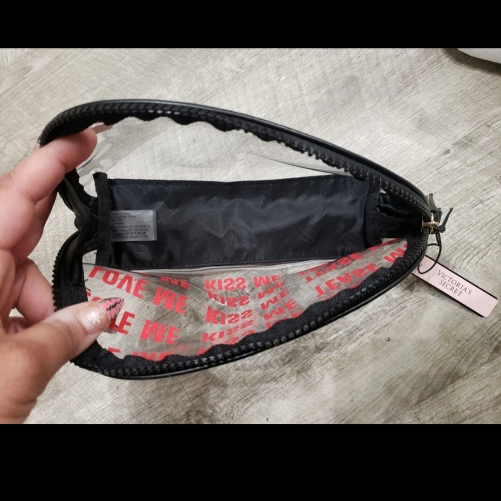 ๐๏ธ NWT Victoria's Secret Very Sexy Pouch - Picture 8 of 10
